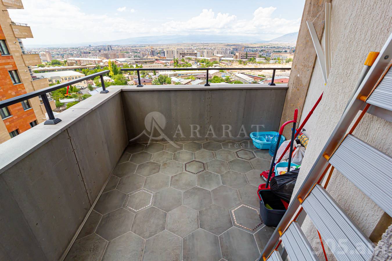 3 bedroom apartment for sale Arghutyan St, Arabkir Yerevan, 151593