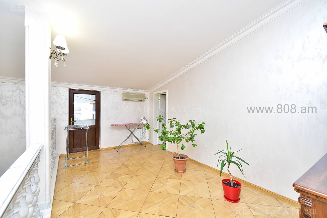 5 bedroom apartment for sale Koghbatsi St, Center Yerevan, 126287