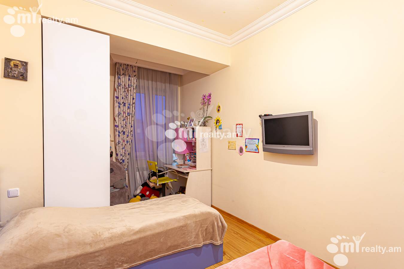 3 bedroom apartment for sale Pushkin St, Center Yerevan, 142993