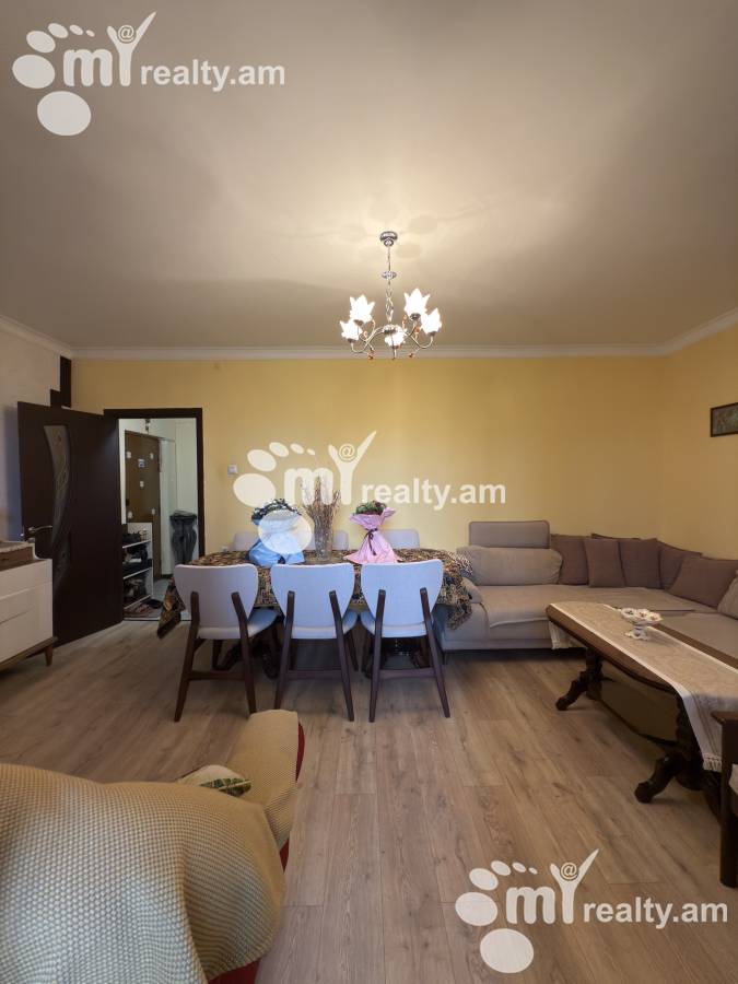 3 bedroom apartment for sale Davtashen 4 district, Davtachène Yerevan, 156702
