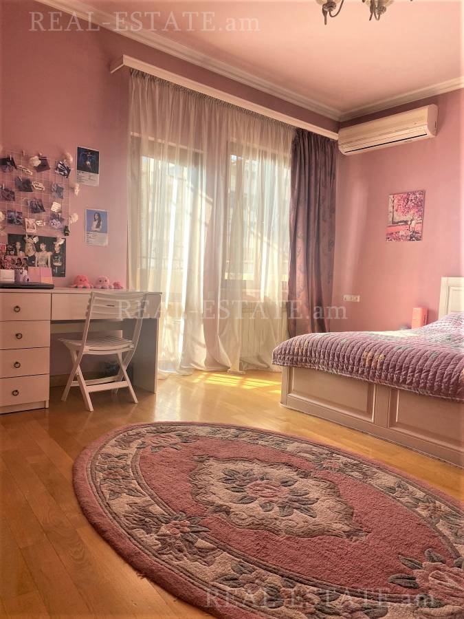 4 bedroom apartment for sale Sayat-Nova Ave, Center Yerevan, 116013