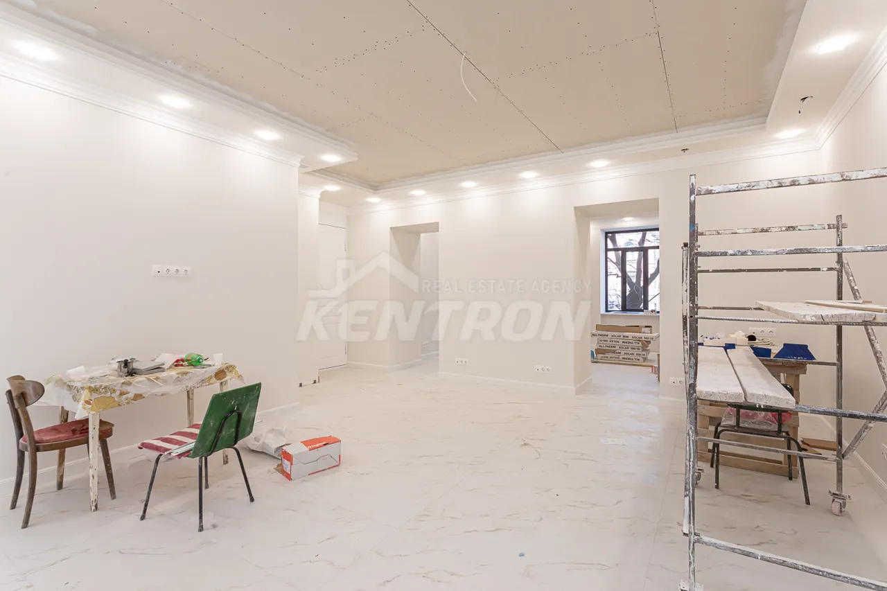 Commercial for sale خیابان ابوویان, مرکز شهر ایروان, 159427