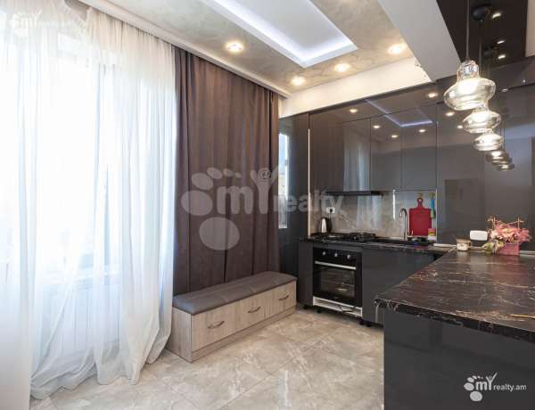 2-senyakanoc-bnakaran-vacharq-Yerevan-Arabkir