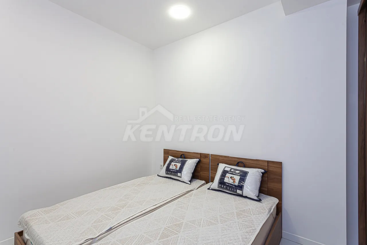 Снять 3 комнатную квартиру Антараин ул, Центр Ереван, 158596