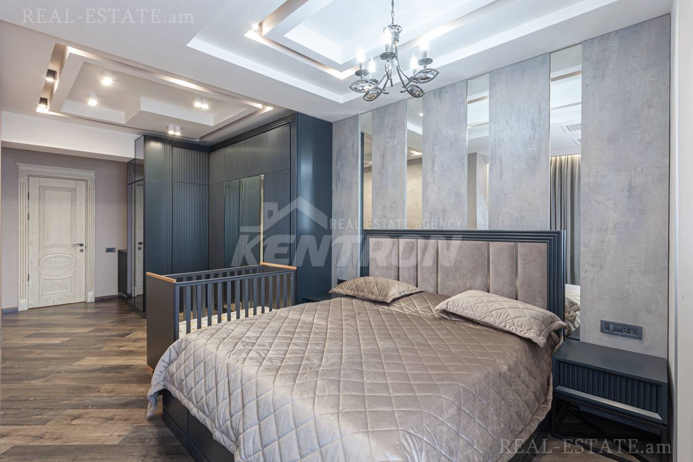 5 bedroom apartment for sale خیابان تِسی تِسِرناکابِرد, مرکز شهر ایروان, 149533