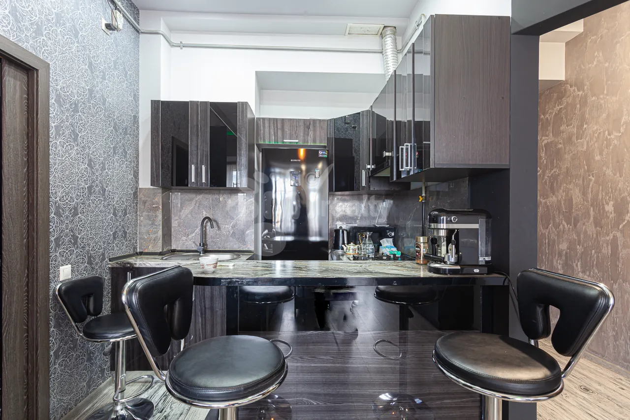 3 bedroom apartment for sale Mamikoniants St, Arabkir Yerevan, 160636
