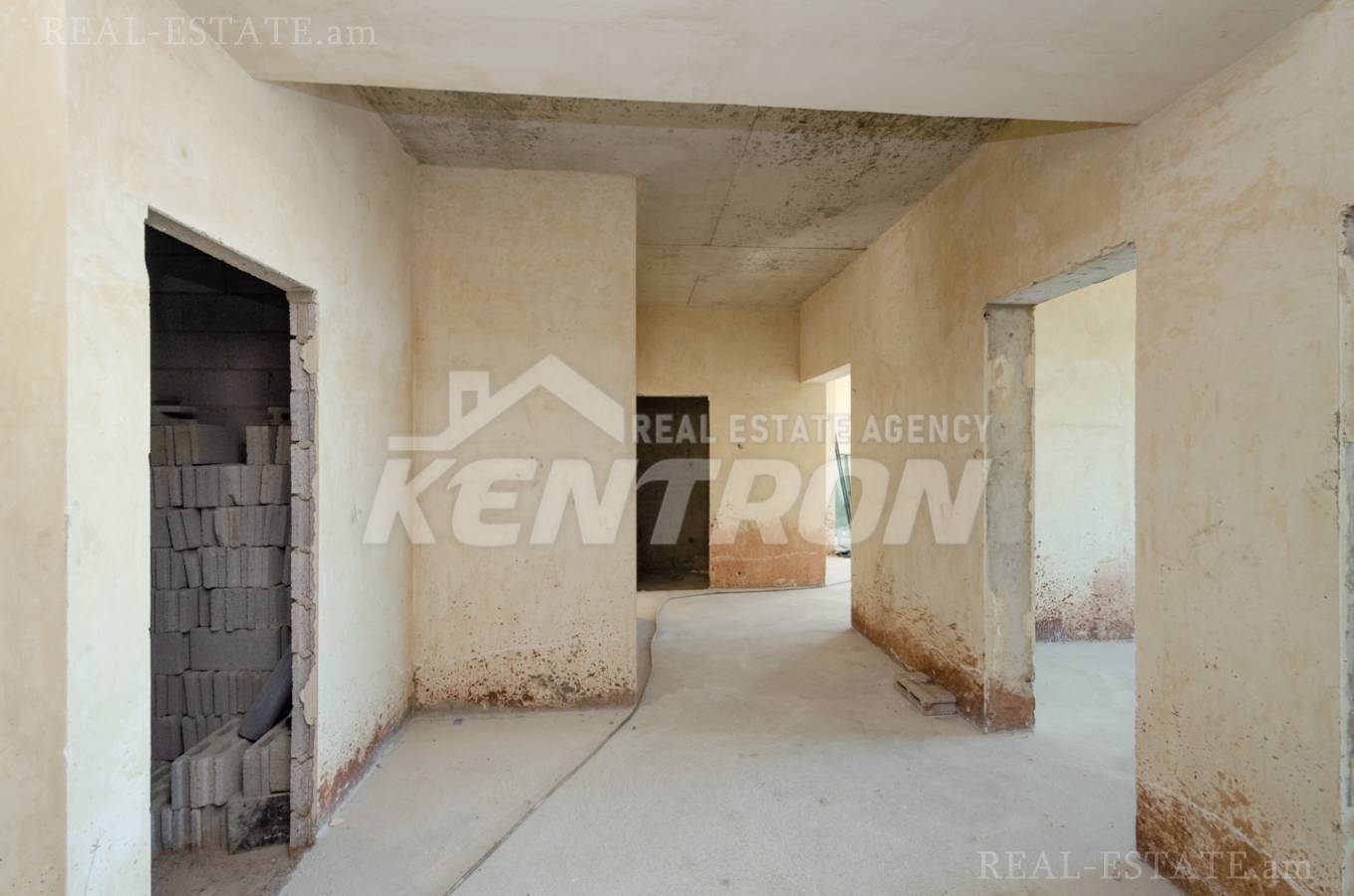 4 bedroom apartment for sale K. Ulnetsi St, Qanaqer- Sejtun Yerevan, 136588