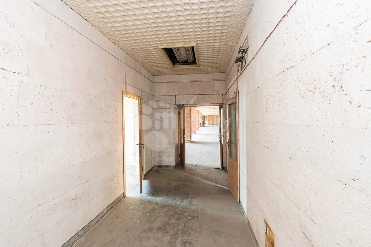Commercial property for sale Fuchik St, Ajapnyak Yerevan, 160372