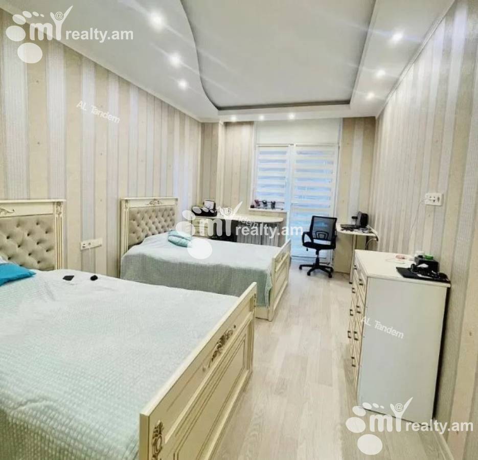 3 bedroom apartment for sale Rostom St, Center Yerevan, 125125