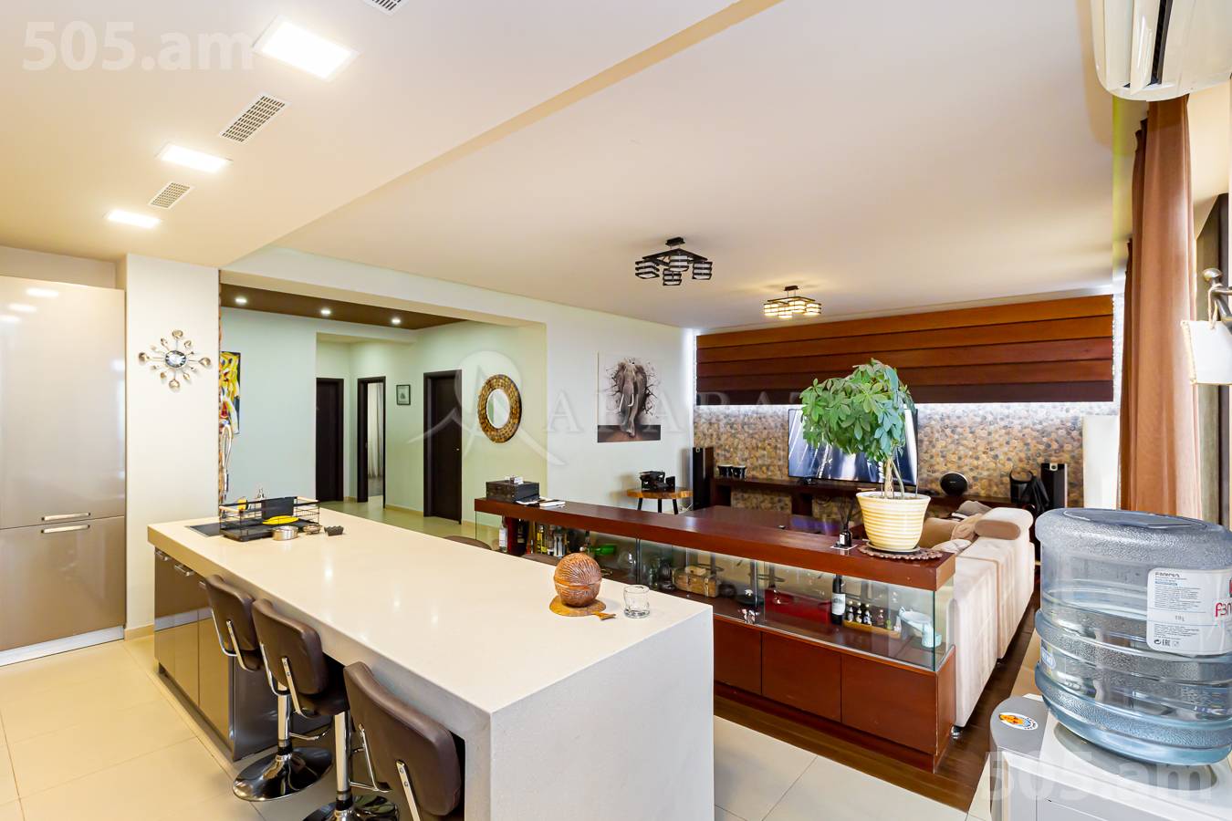 4 bedroom apartment for rent Antarayin St, Center Yerevan, 153233