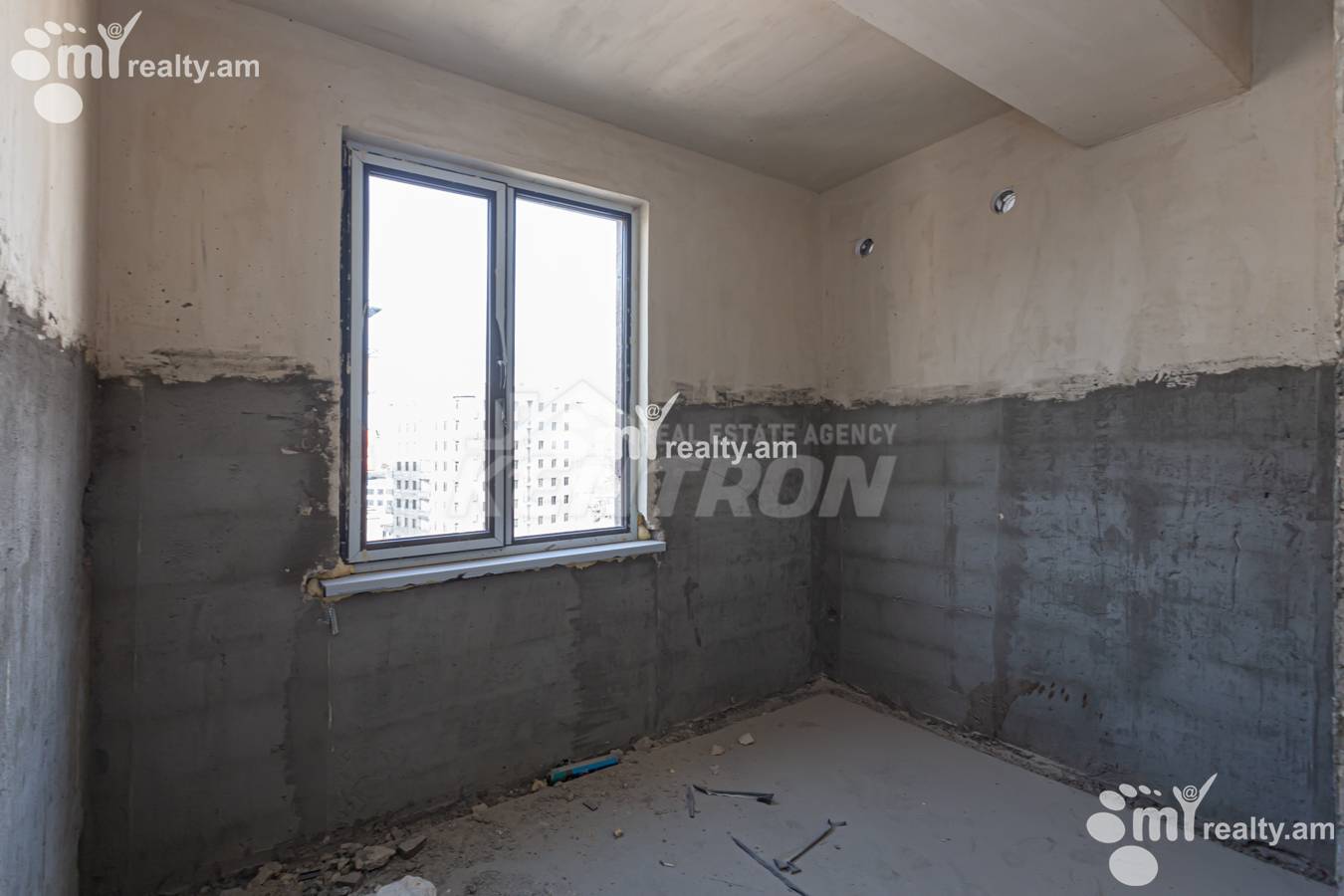 3 սենյականոց բնակարան  Ադոնց փող, Արաբկիր Երևան, 149998