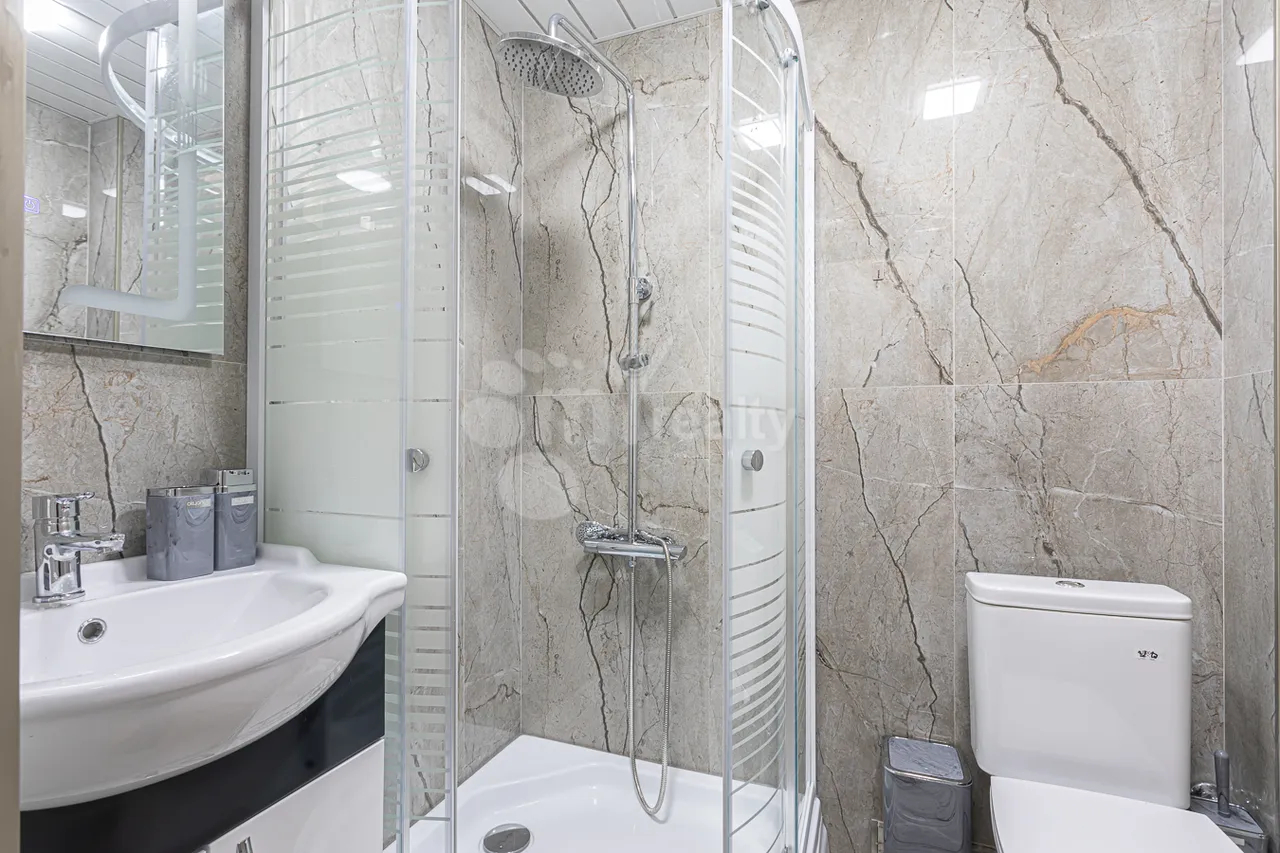 2 bedroom apartment for rent rue d'Abovyan, Center Yerevan, 159339