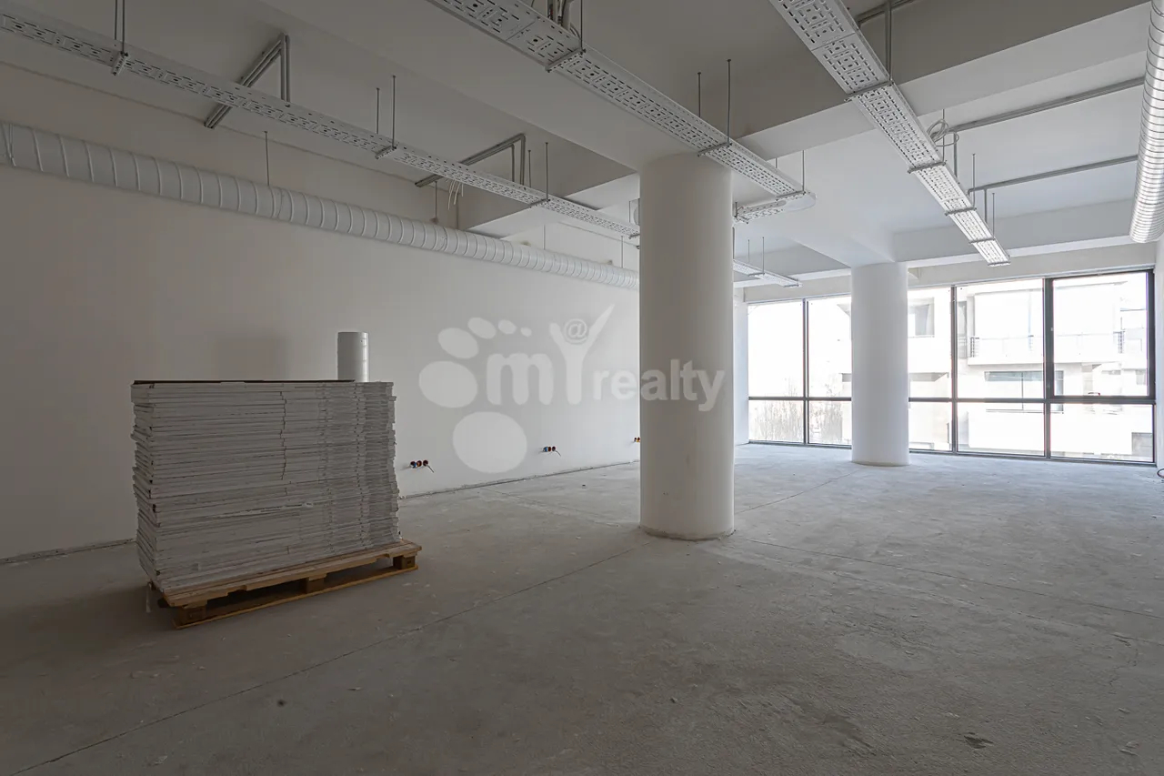 Commercial property for rent Azatutyan Ave, Arabkir Yerevan, 158322