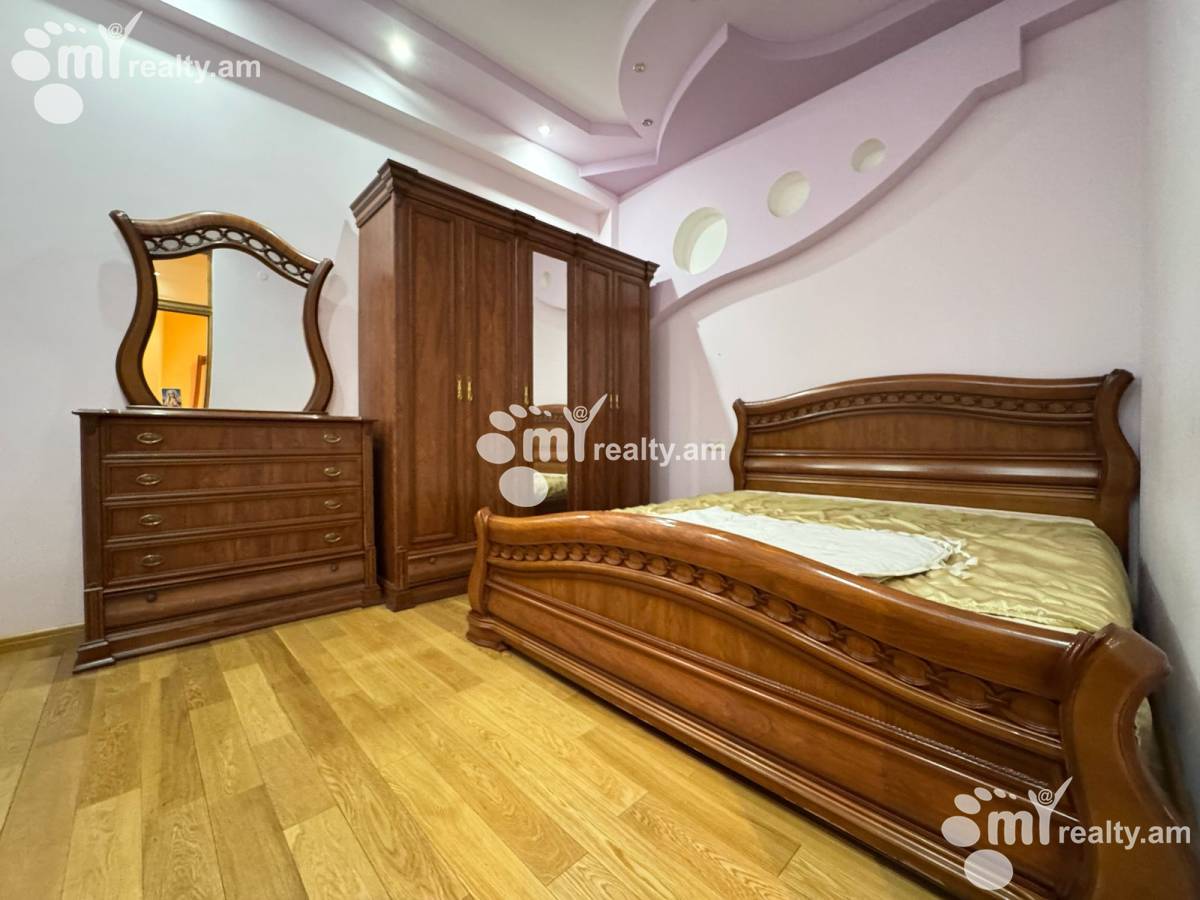 4 bedroom apartment for sale Yekmalyan St, Center Yerevan, 160657