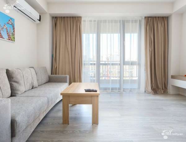 2-senyakanoc-bnakaran-vacharq-Yerevan-Center