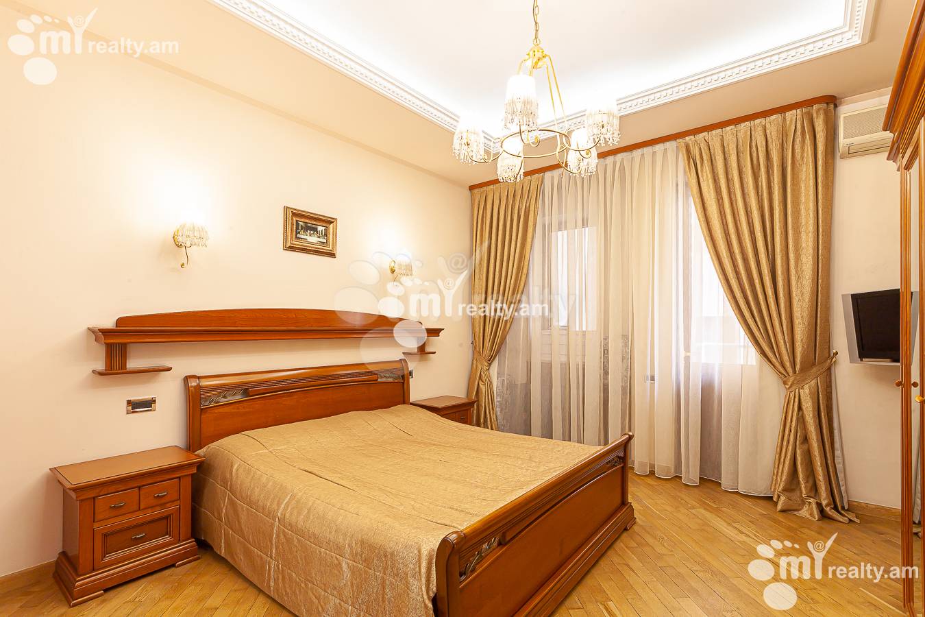 Купить 4 комнатную квартиру Пушкин ул, Центр Ереван, 145800