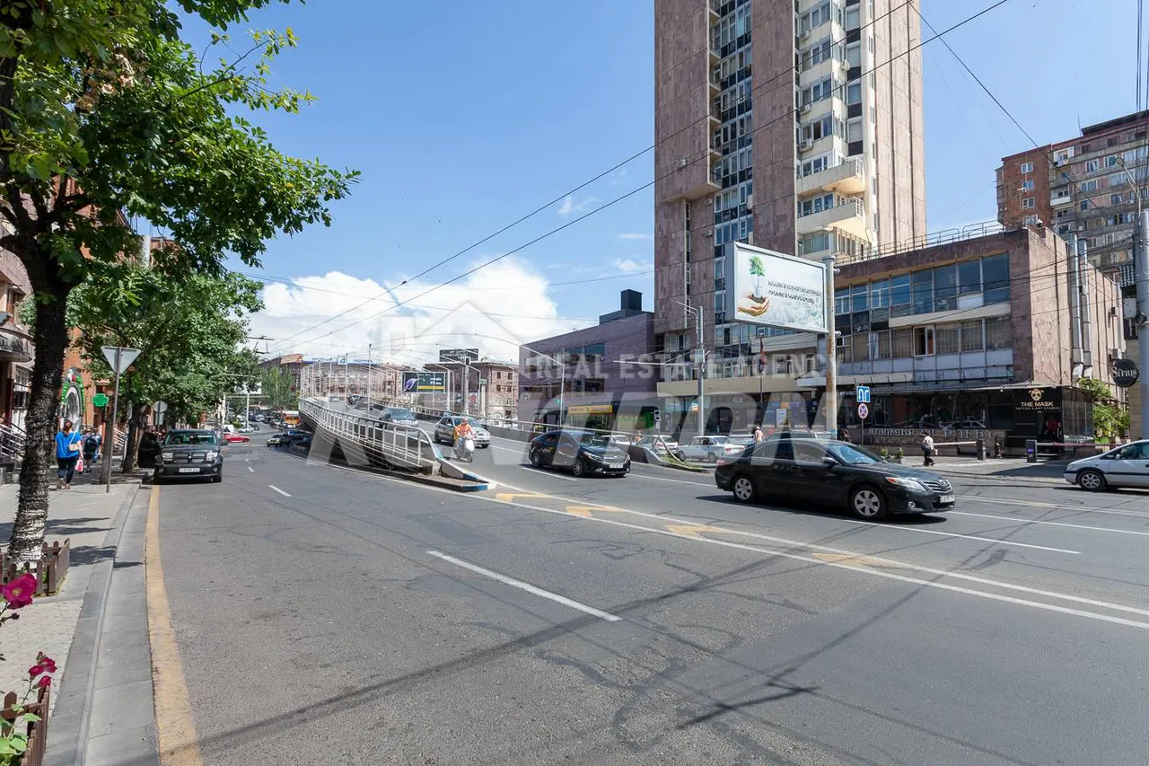 Commercial for sale (خیابان باقرامیان (عربکیر, عربگیر ایروان, 158195