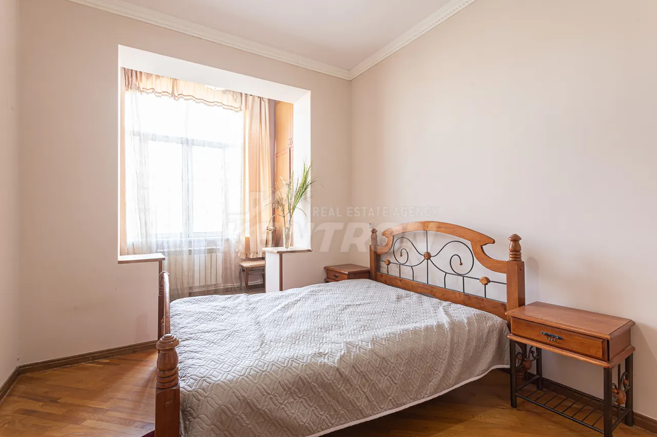 3 bedroom apartment for sale Kievyan St, Arabkir Yerevan, 157466