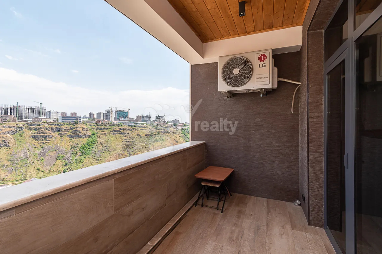 3 bedroom apartment for sale Mikoyan St, Davtachène Yerevan, 160711