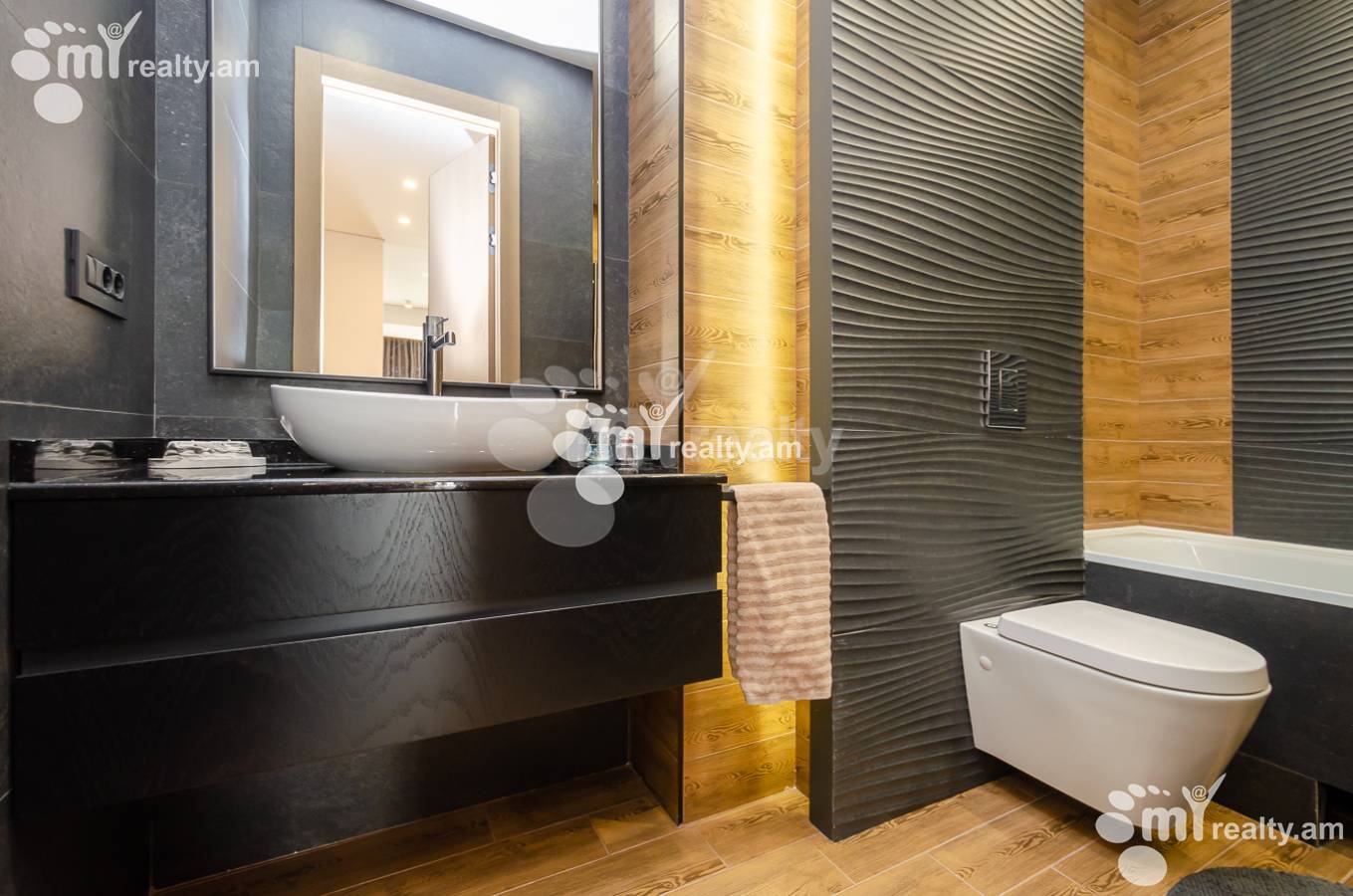 4 սենյականոց բնակարան  Մալխասյանց փող, Արաբկիր Երևան, 149641