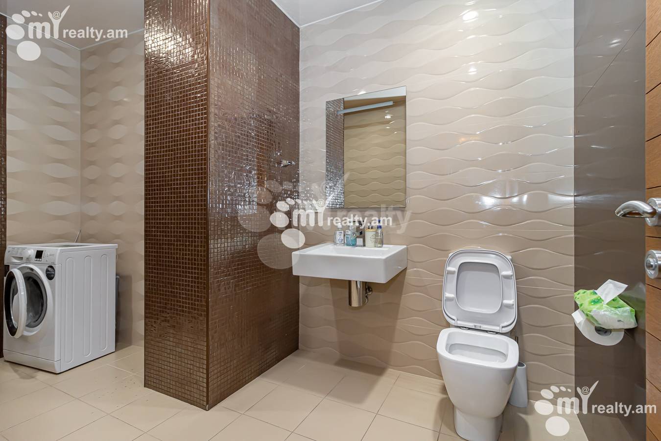 4 bedroom apartment for sale D. Demirchyan St, Center Yerevan, 147372