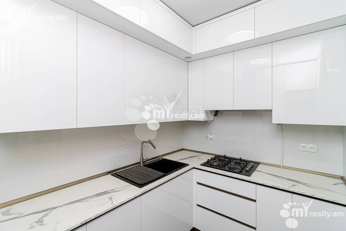 3 bedroom apartment for sale خیابان ا. کاخاتریان, عربگیر ایروان, 153718