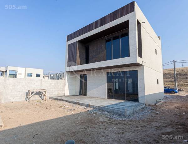 arandznatun-vacharq-Yerevan-Avan