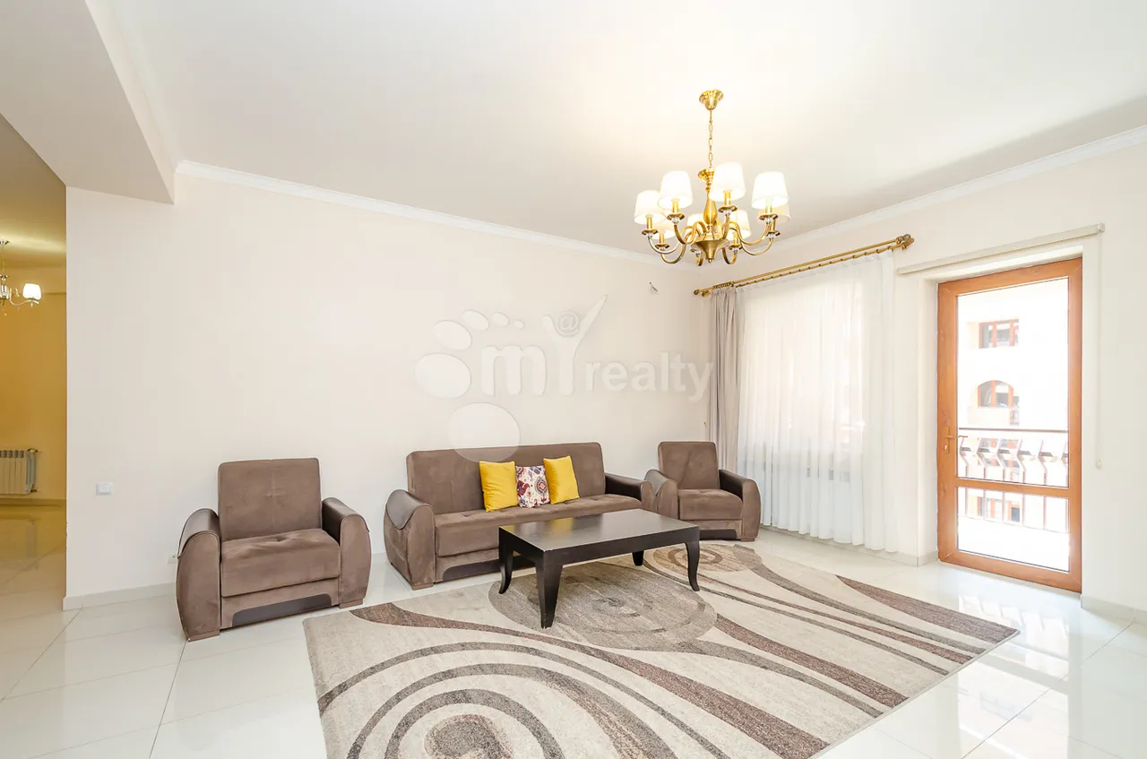 3 bedroom apartment for rent Northern (Hyusisayin)  Ave, Center Yerevan, 161923