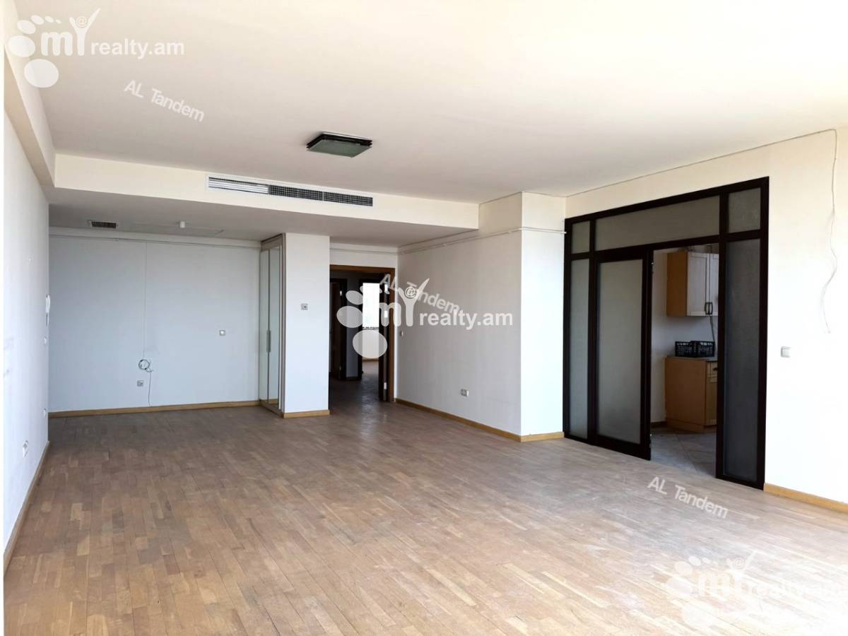 Commercial for rent خیابان آنتارایین, مرکز شهر ایروان, 155678