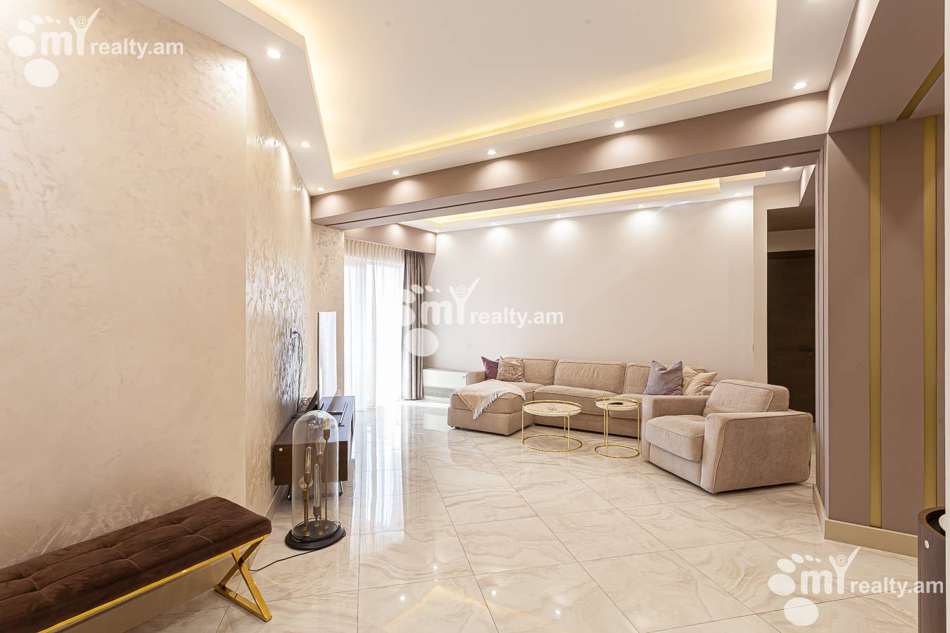 3 սենյականոց բնակարան  Լեոի փող, Կենտրոն Երևան, 152301