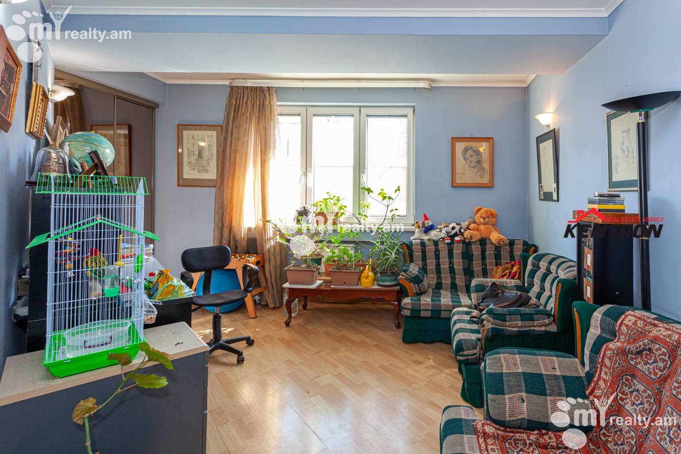 4 սենյականոց բնակարան  Սայաթ-Նովայի պող, Կենտրոն Երևան, 129910