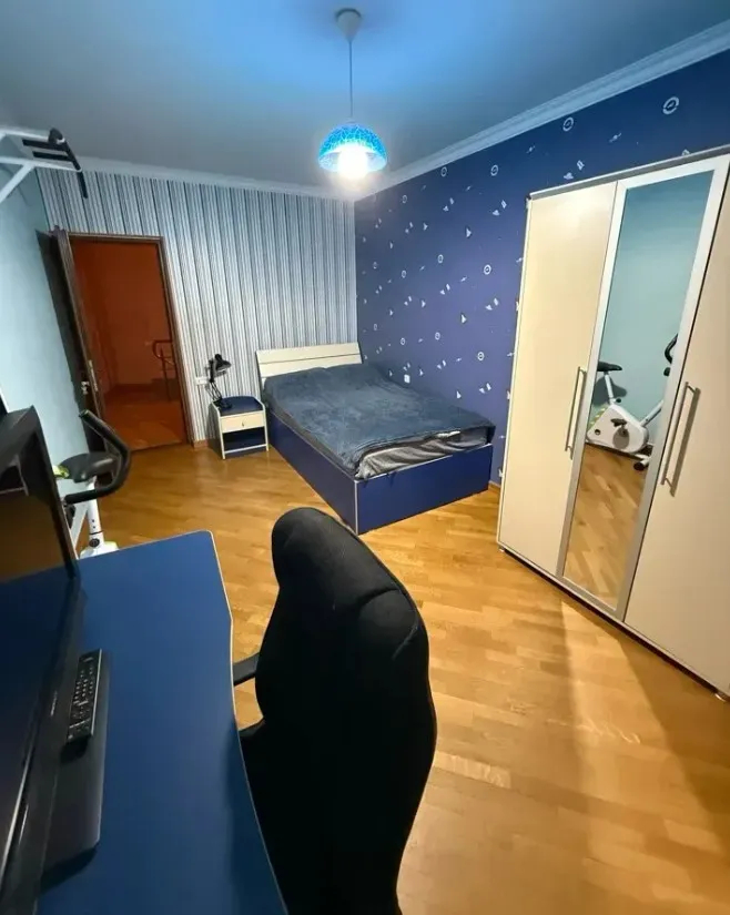 4 bedroom apartment for rent Paronyan St, Center Yerevan, 161316