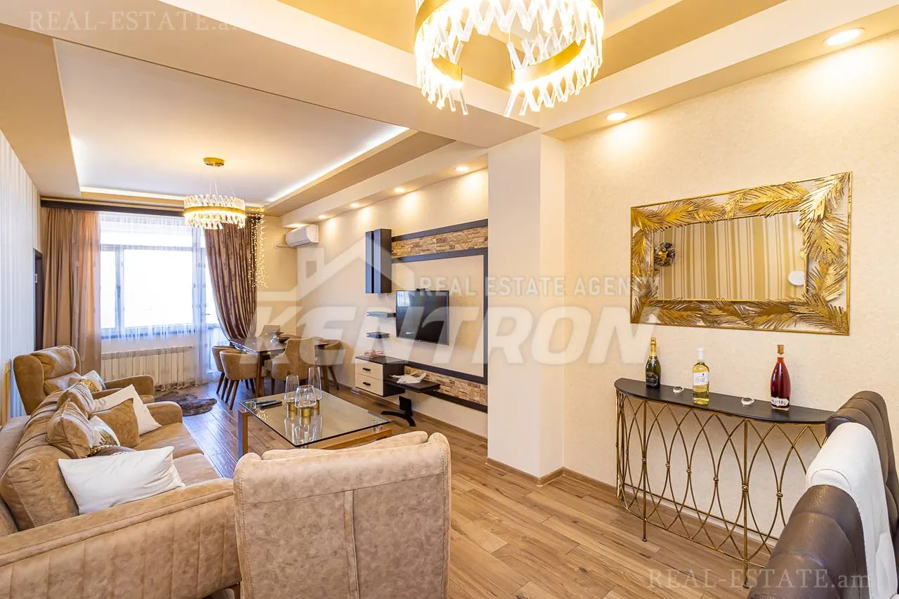 3 bedroom apartment for sale خیابان تِسی تِسِرناکابِرد, مرکز شهر ایروان, 159543