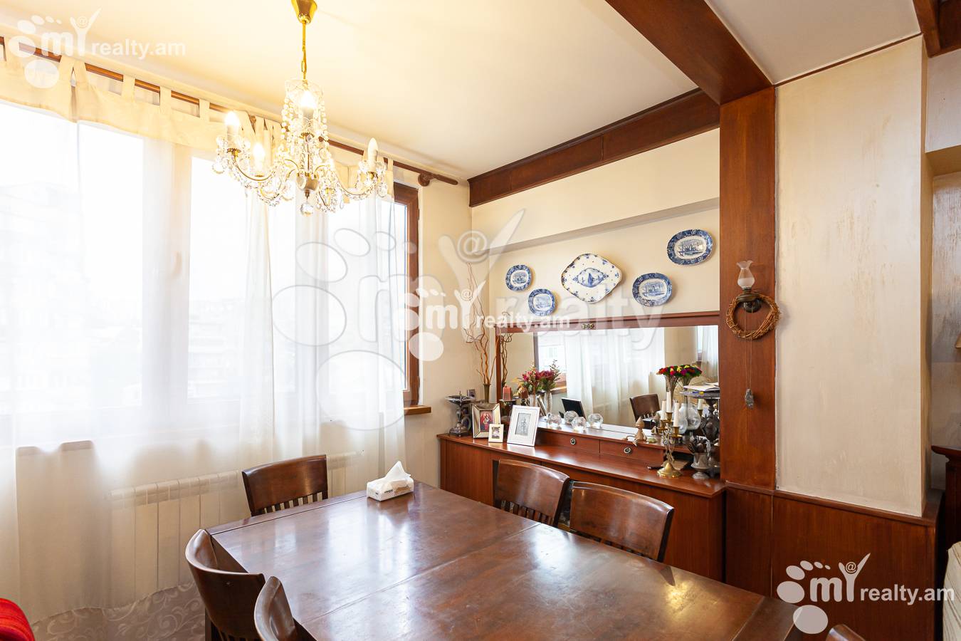 Купить 5 комнатную квартиру Московян ул, Центр Ереван, 136091