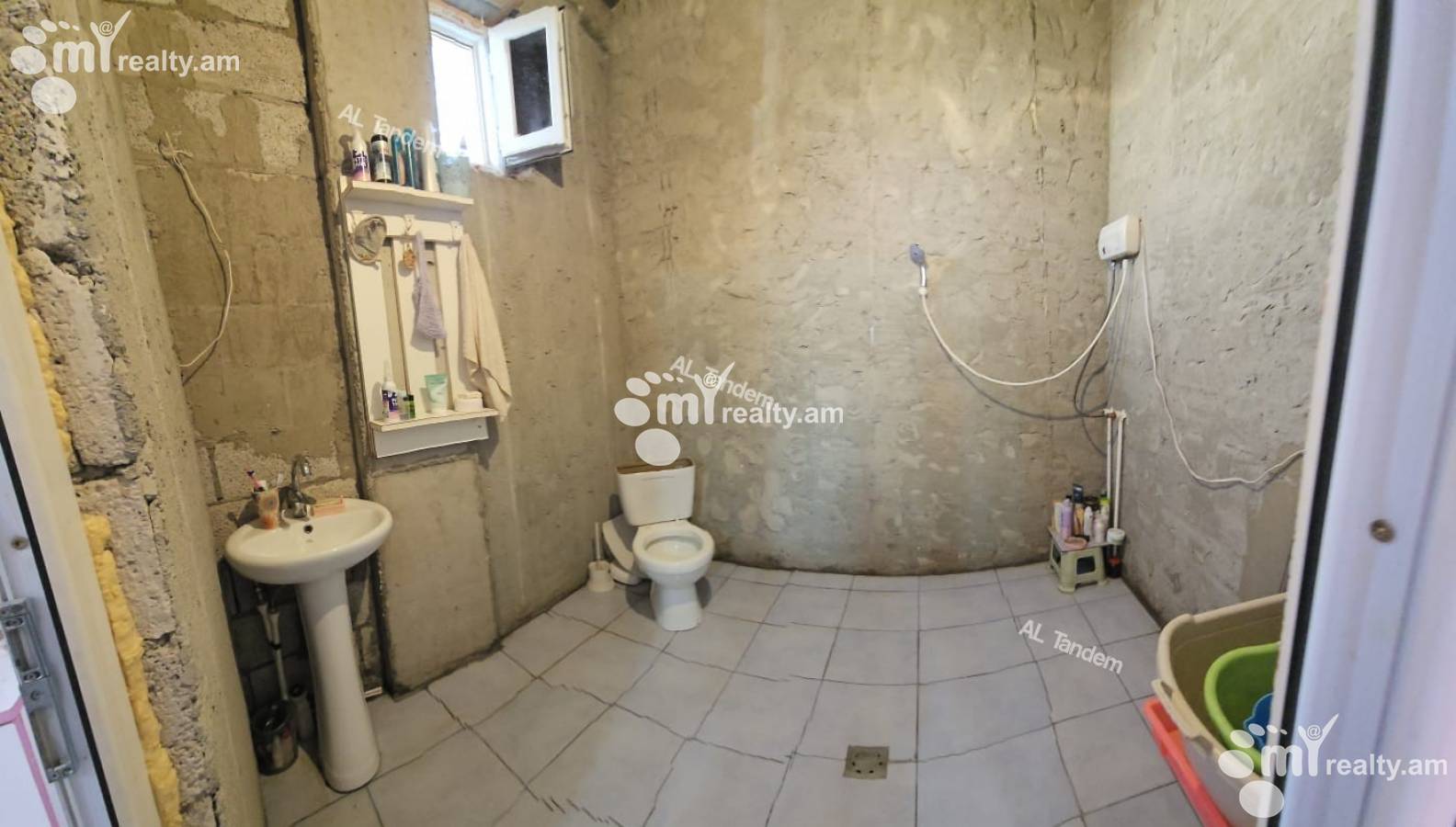 House for sale Ashtarak hightway, Adjapnyak Yerevan, 142501