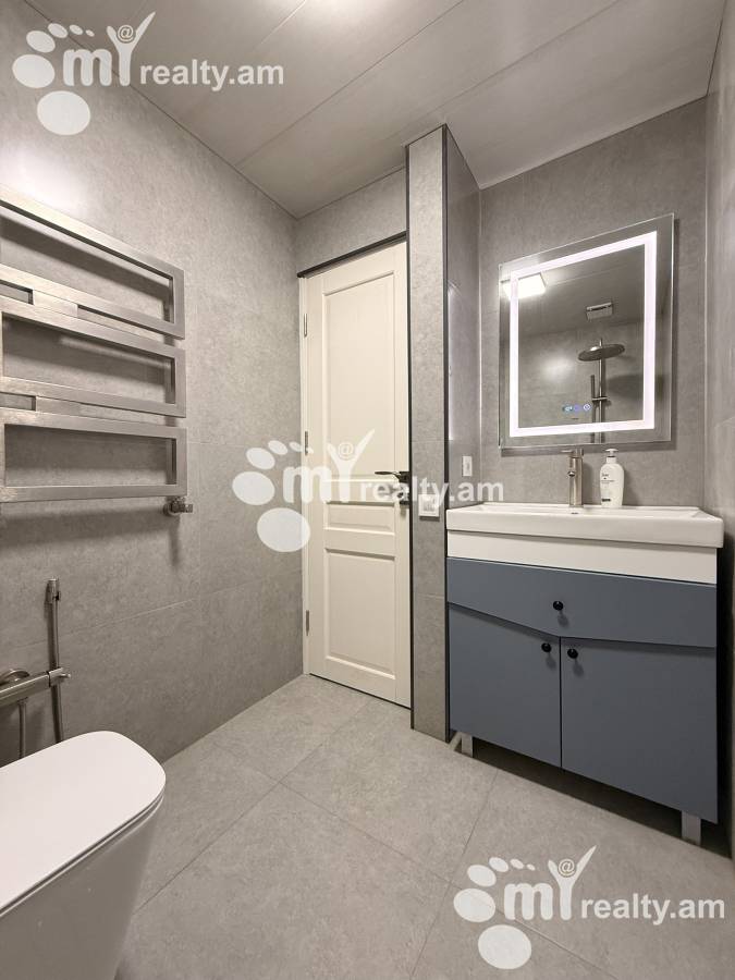 3 bedroom apartment for sale خیابان سوندوکیان, عربگیر ایروان, 157619