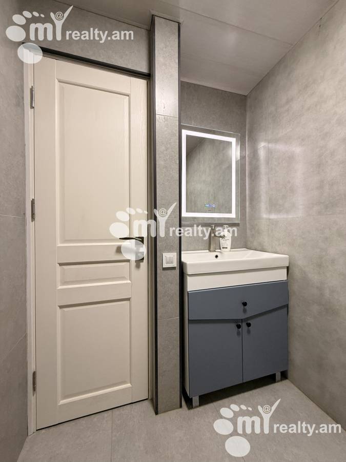 3 bedroom apartment for sale خیابان سوندوکیان, عربگیر ایروان, 157619