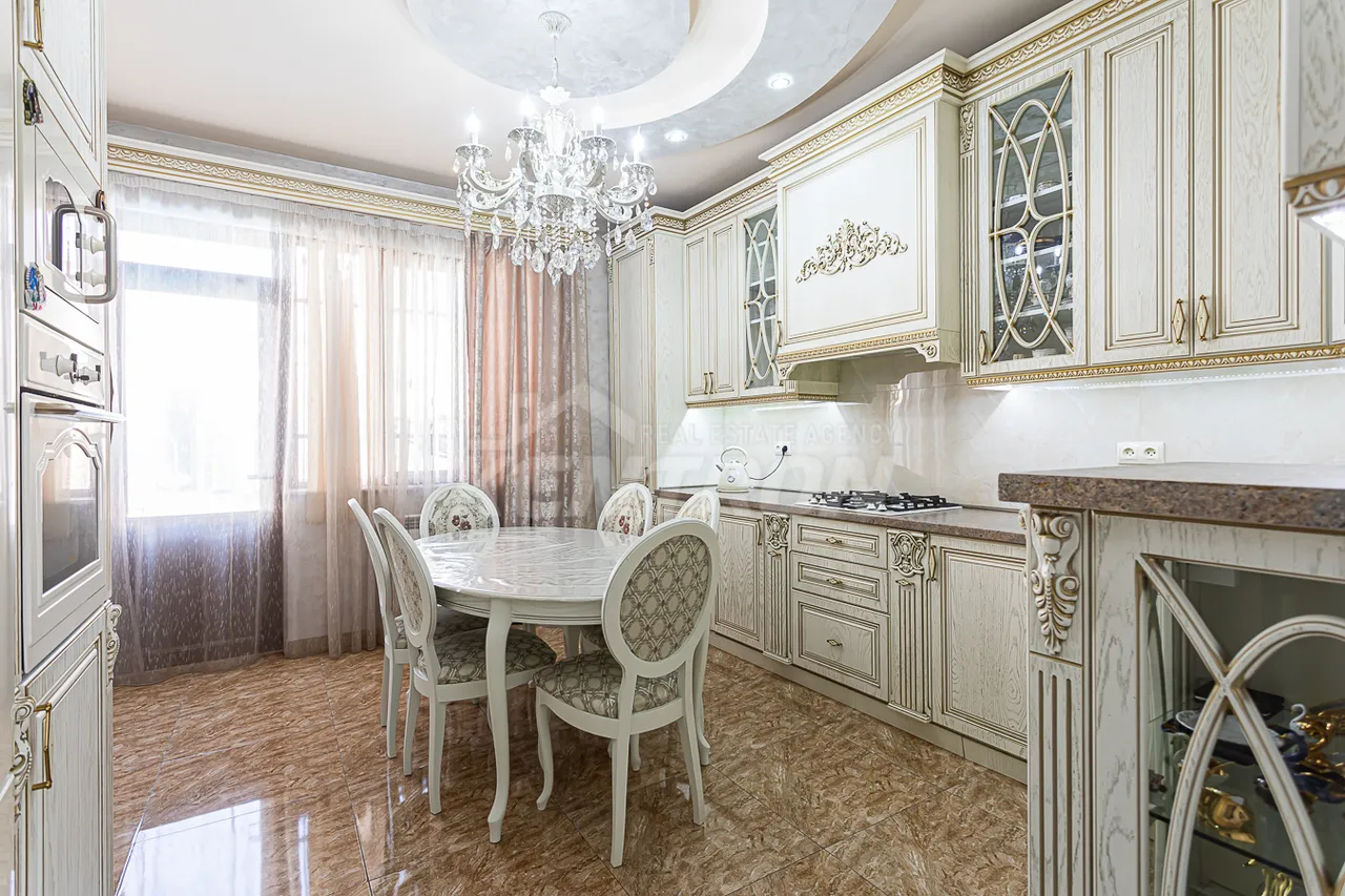 Առանձնատուն  Նոր Արեշ 32 փող, Էրեբունի Երևան, 161668