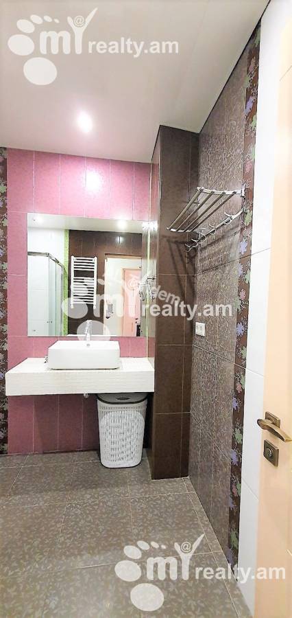 4 bedroom apartment for rent Antarayin St, Center Yerevan, 147991
