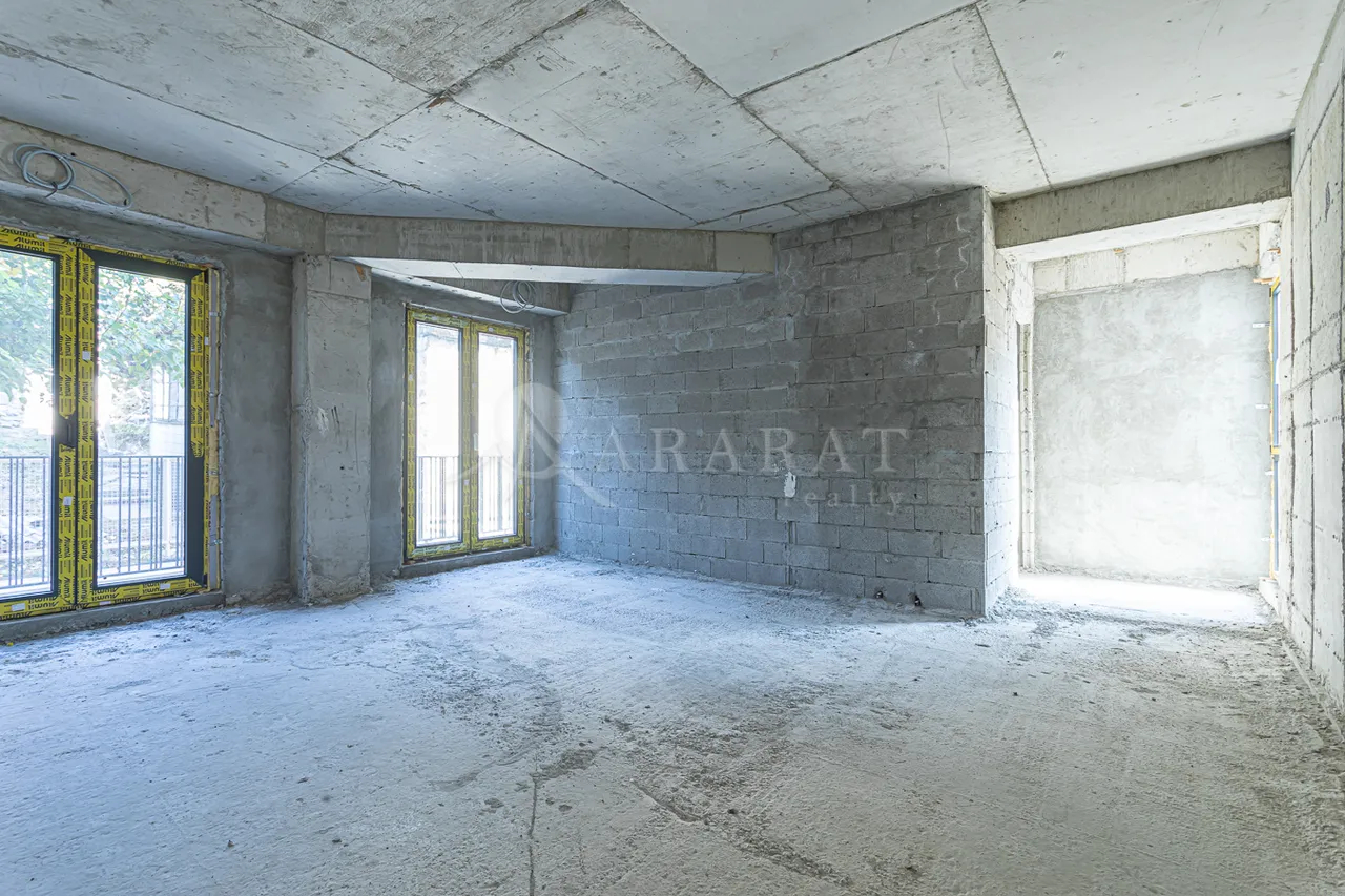 4 bedroom apartment for sale خیابان لئو, مرکز شهر ایروان, 157439