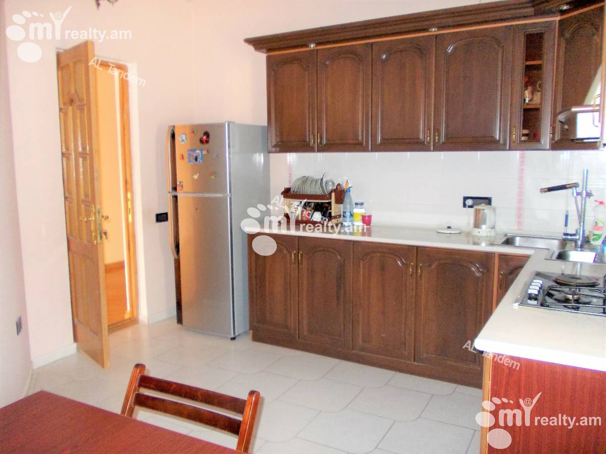 House for rent خیابان باربیوس, عربگیر ایروان, 130781