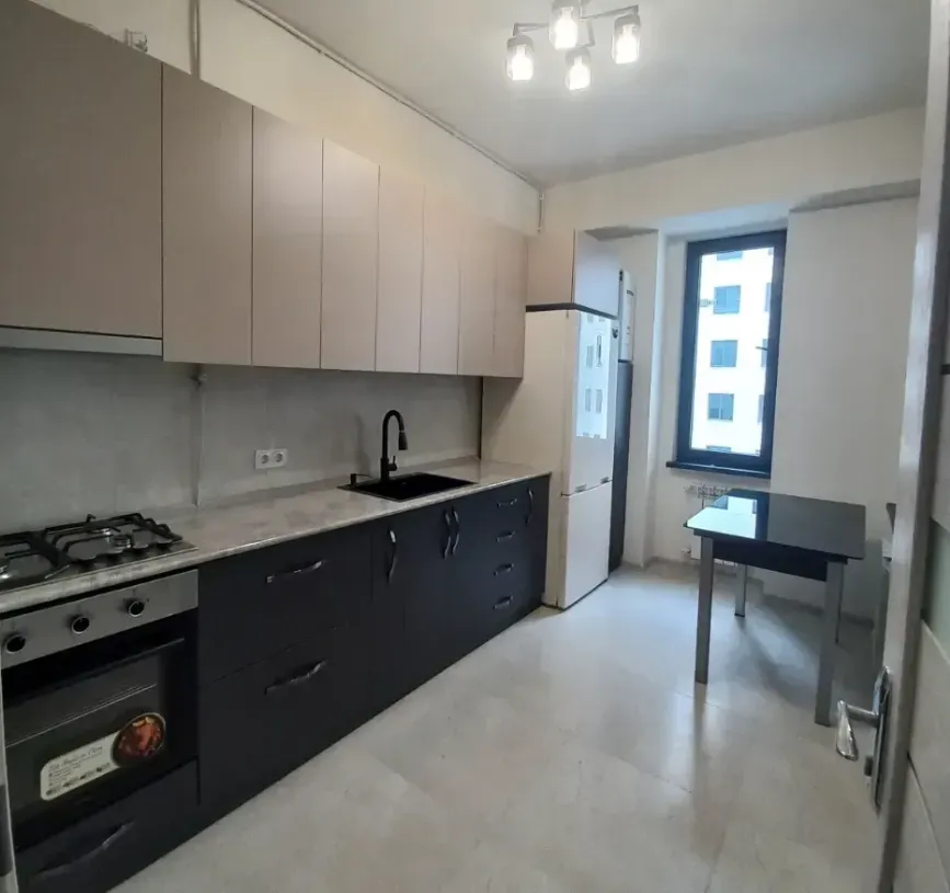 3 bedroom apartment for sale Griboedov St, Arabkir Yerevan, 161962