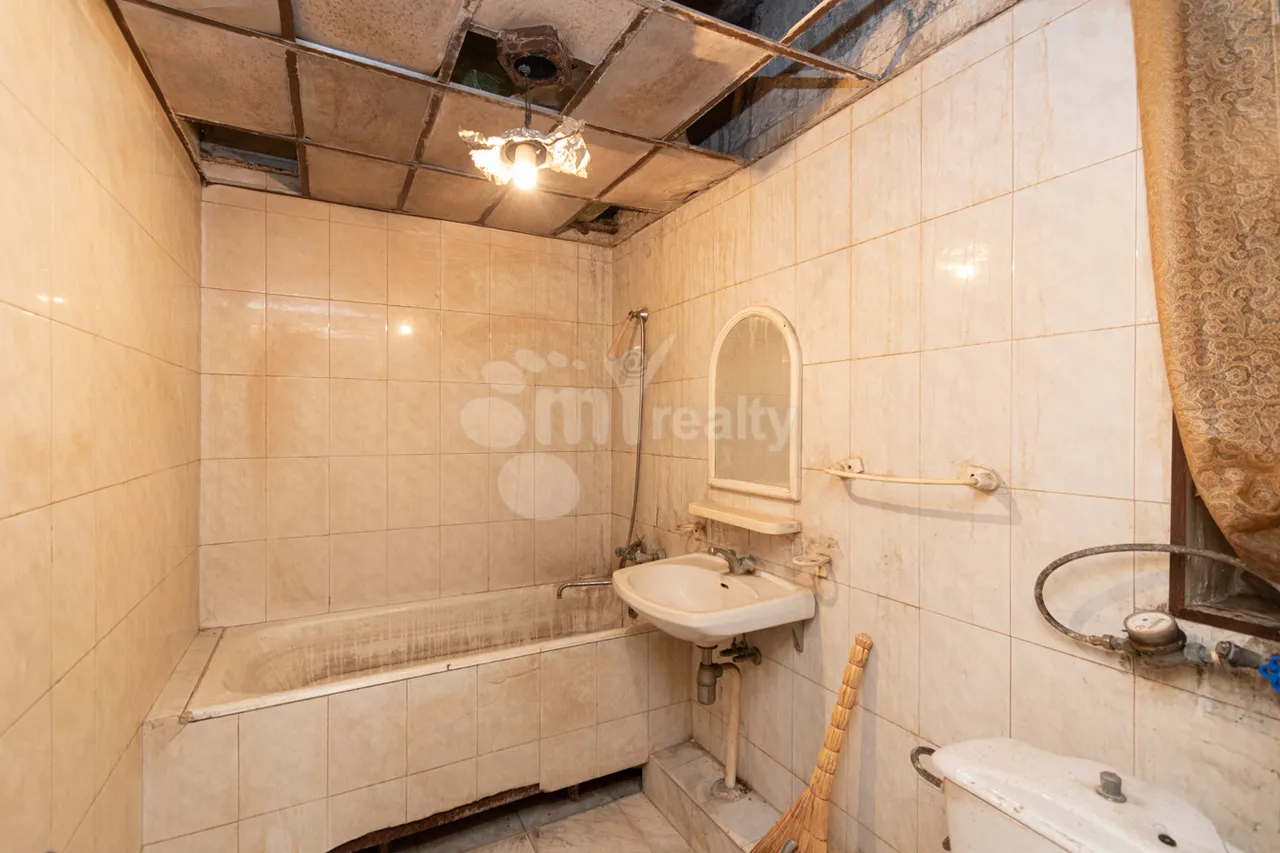 2 bedroom apartment for sale Mashtots Ave, Center Yerevan, 158627