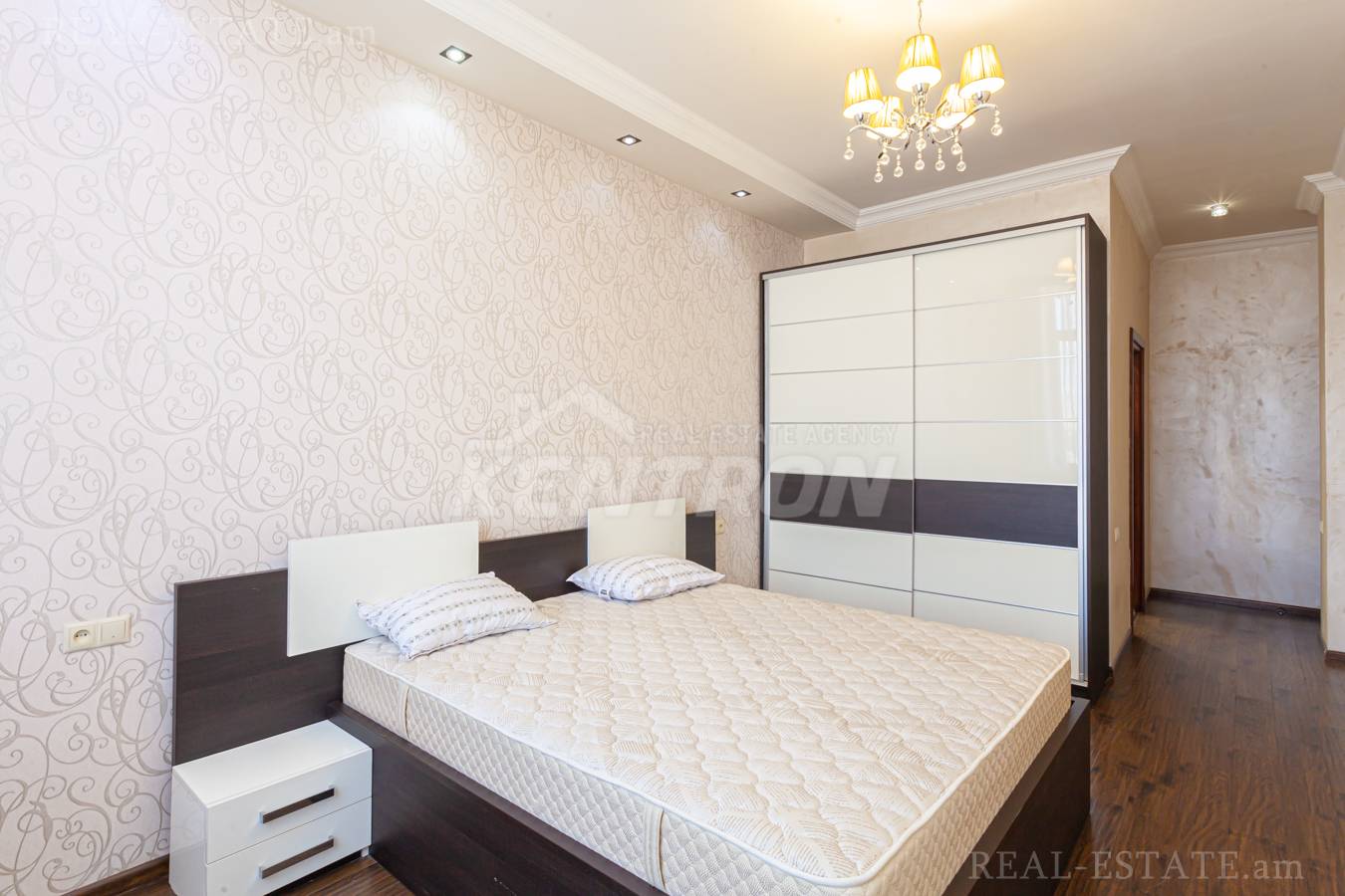 1 bedroom apartment for sale M.Khorenatsi St, Center Yerevan, 140111