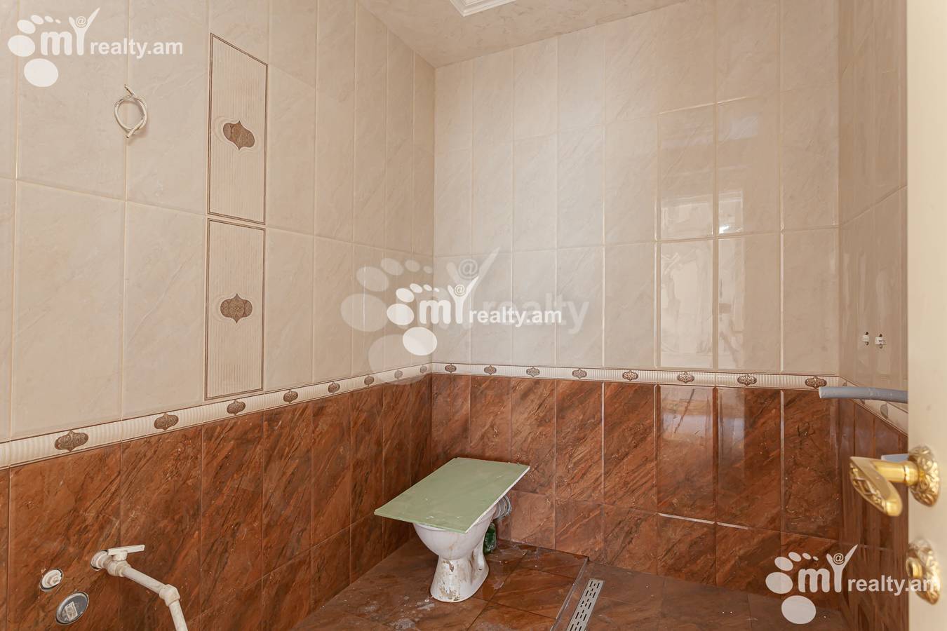 3 bedroom apartment for sale Hayrik Muradyan street, Arabkir Yerevan, 155428