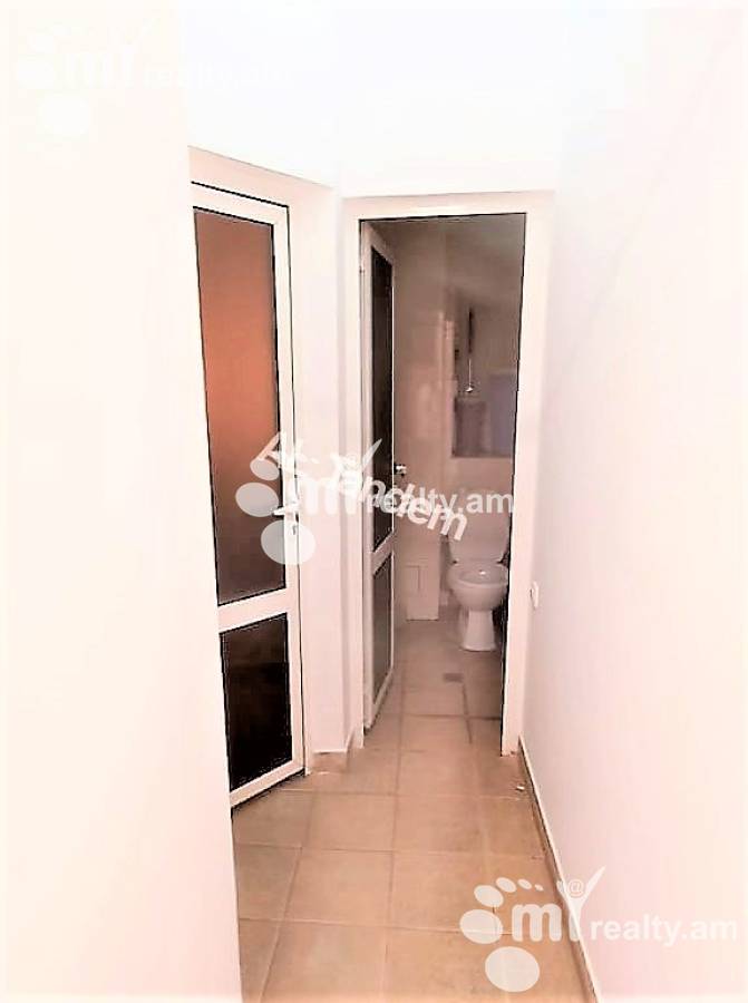 Commercial property for rent Koryun St, Center Yerevan, 149411