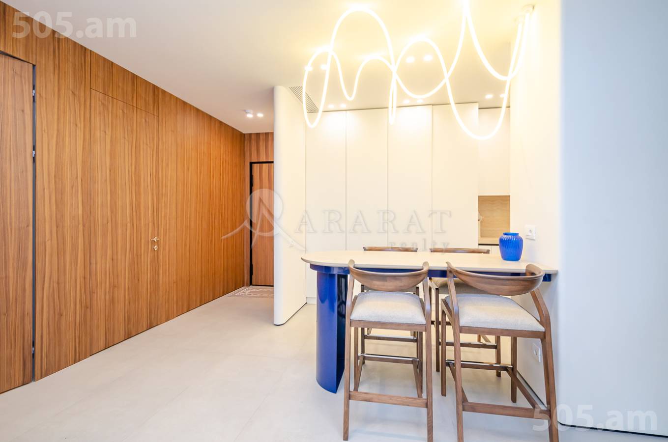 Купить 4 комнатную квартиру Фучик ул, Ачапняк Ереван, 153417