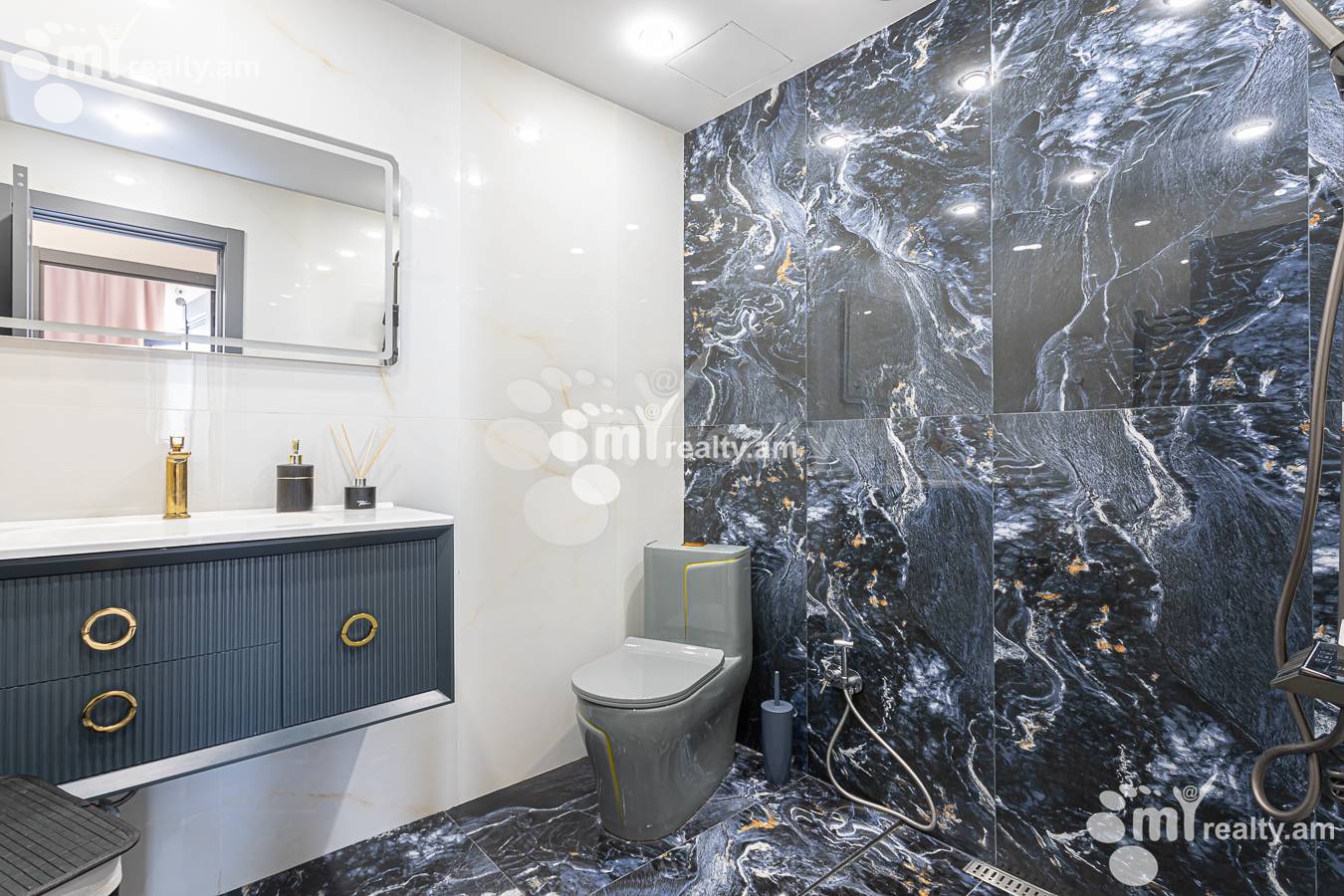 3 bedroom apartment for sale خیابان نازاربِکیان, آچاپنیاک ایروان, 156623