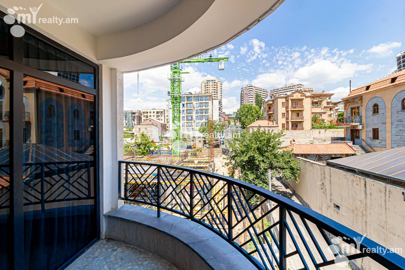 Снять 3 комнатную квартиру Арабкир 35ый ул, Арабкир Ереван, 154244