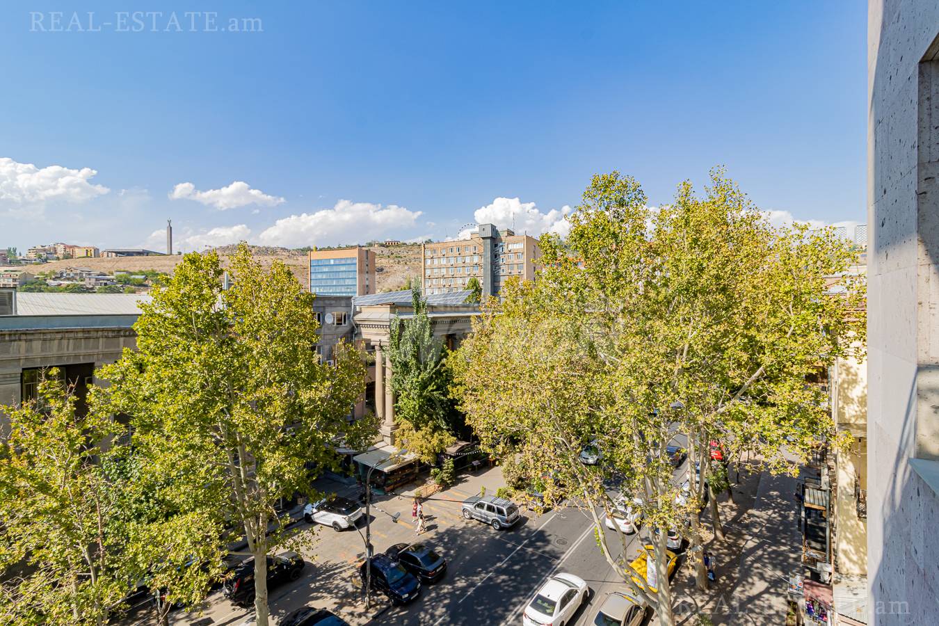 5 սենյականոց բնակարան  Տերյան փող, Կենտրոն Երևան, 139226